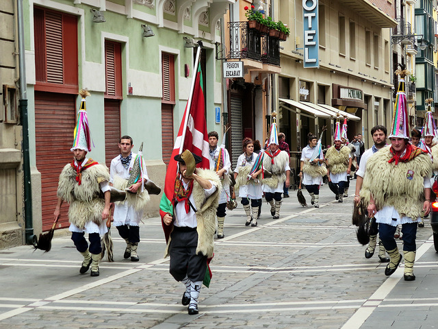 21121384262_298836f76e_z