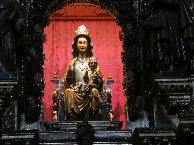 21127805929_f4bf858d40_z