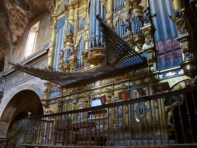 21288438286_6c9d72040d_z