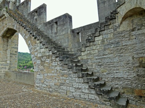 I love how millions of fet have worn these stairs round
