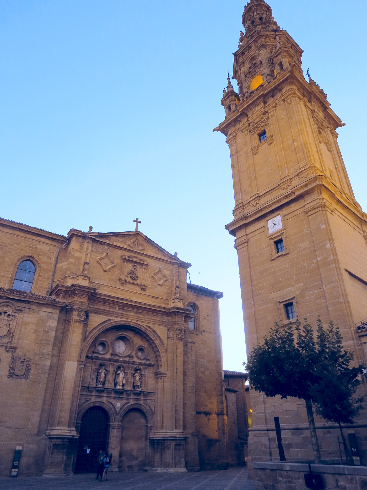 37760354695_ae12204713_k